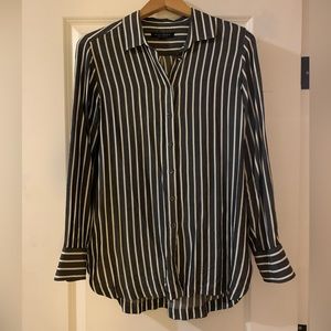 Banana Republic Parker Tunic Fit Button Down Blouse